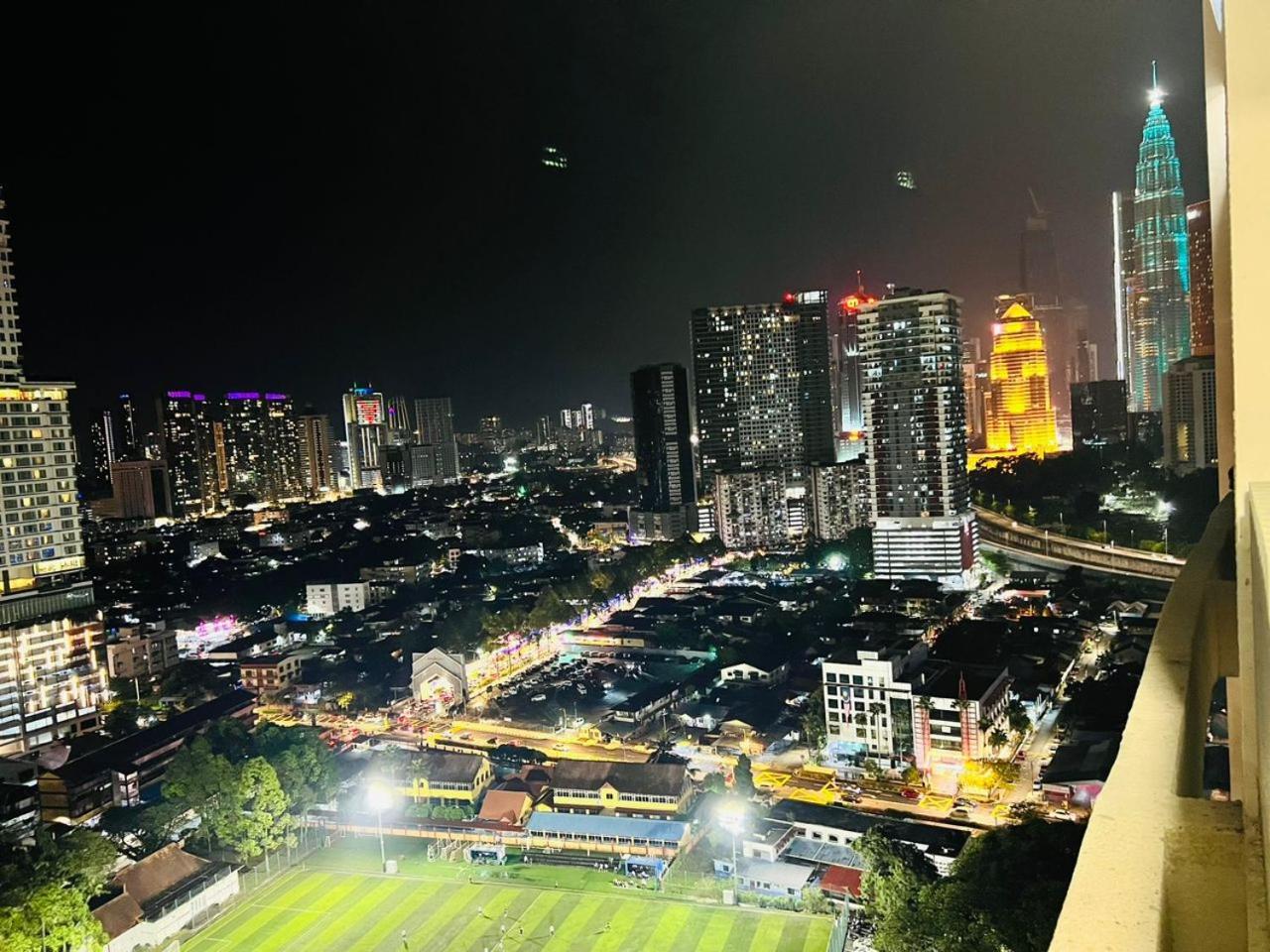 קואלה לומפור The Infinitum Kualalumpur Skypool Hotel מראה חיצוני תמונה